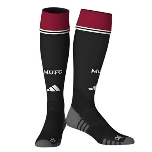 Manchester United Home Full Kit 2026/27